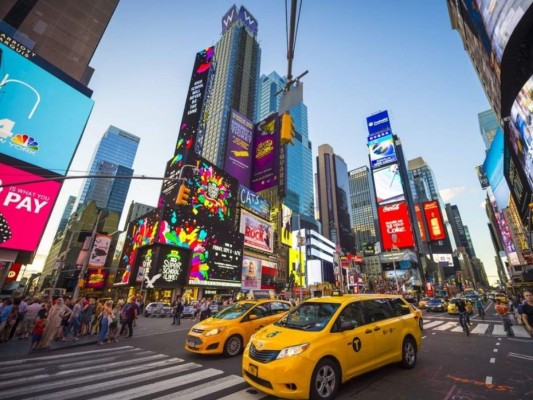 Nueva York ofrecerá vacunas contra el COVID-19 a turistas
