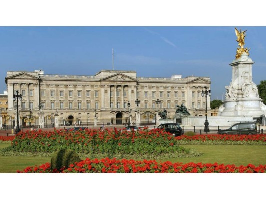 Habrán 12 días de luto nacional. En este periodo de tiempo, el cuerpo de la reina será movido al Palacio de Buckingham, si es que no se encuentra ahí, y se comenzarán los preparativos para el funeral.