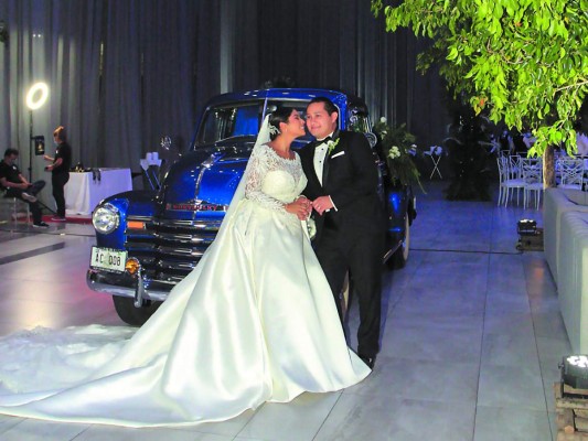 Boda de Miguel Vargas y Nicole Midence