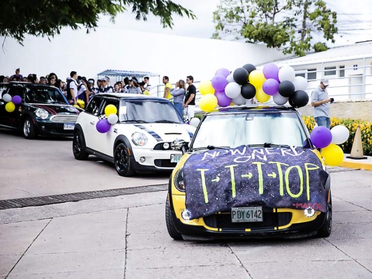 Seniors Entrance de la Macris School 2020