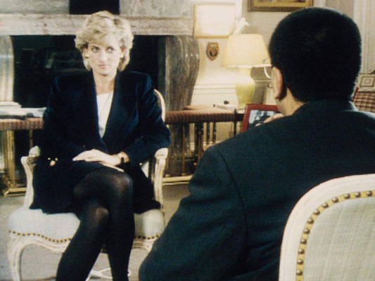 Después de divorciarse del príncipe Carlos en 1996, Diana dio una de las entrevistas más polémicas de la realeza.