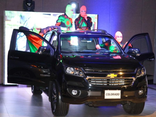 Chevrolet presenta los autos del 2017