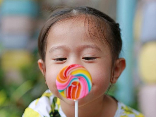 Consejos: Los niños y su relación con los dulces
