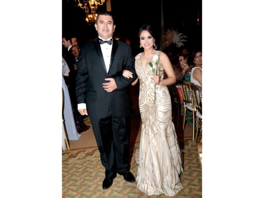 Desfile de los Seniors 2017 Del Campo International School