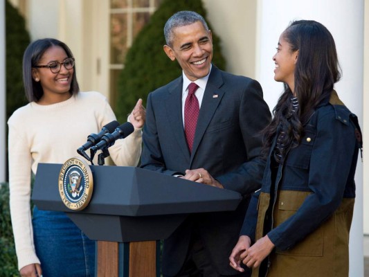 Barack Obama, padre de Sasha y Malia sus consentidas, siempre se ha mostrado orgulloso de sus hijas