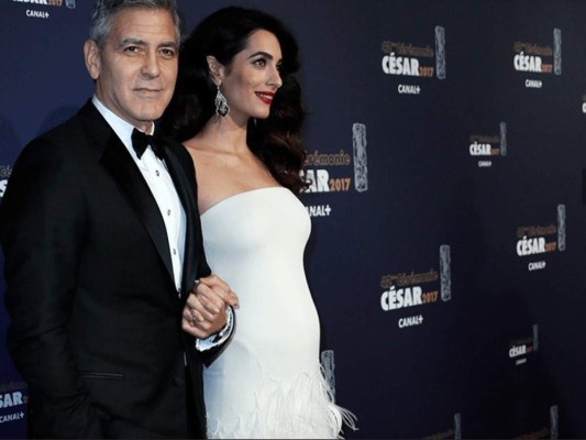 Clooney no elegirá los nombres de sus hijos