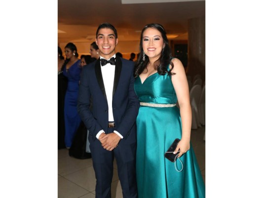Hector Alvarez y Ana Lucia Canales
