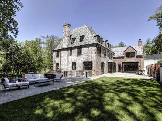 Los Obama compraron la casa que alquilaban en Washington D.C.