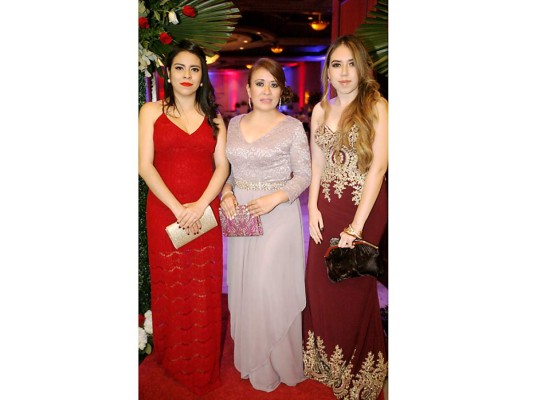 Noche de gala por el Décimo quinto aniversario del Medical Center