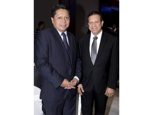 Club Rotario reconoce a destacados empresarios de C.A.  
