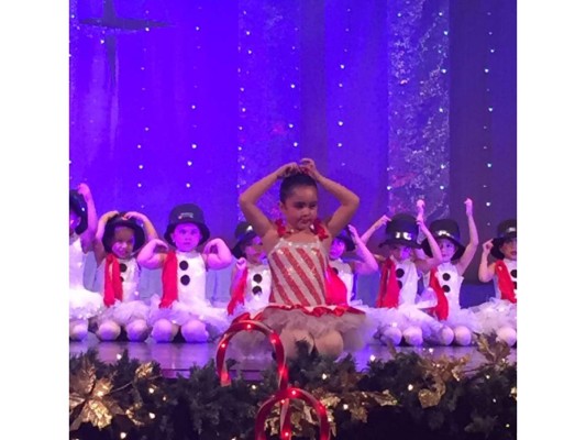 Escuela D'Arte presenta Christmas Magic