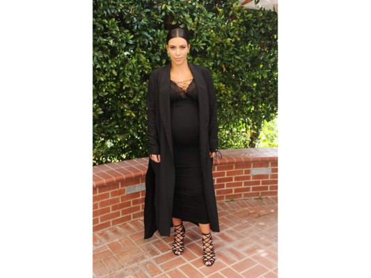 El 'cuestionable' estilo maternal de Kim Kardashian  