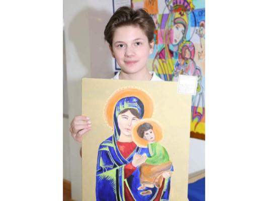 Exposición de Arte Virgen del Perpetuo Socorro en Macris School