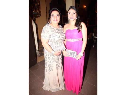 Boda de Mariela Girón y Luis Mario Hernández