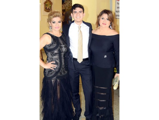 Boda Religiosa de Carlos Moreira y Sabrina Mahchi