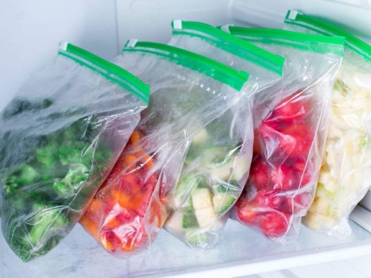 Hay un tiempo exacto para dejar nuestros alimentos en el congelador