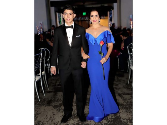 Prom Night de la Escuela Americana 2019 