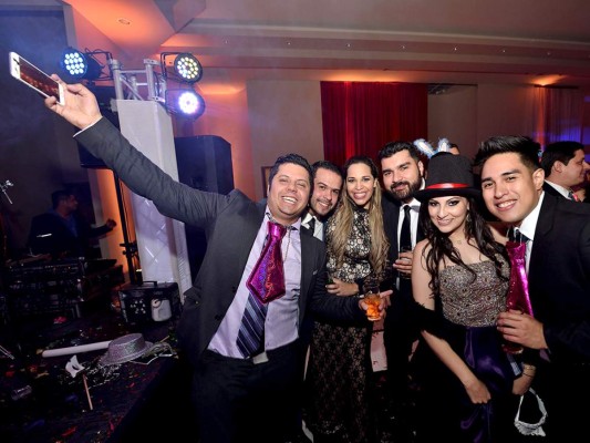 Inolvidable fiesta nupcial Anchecta-Mayes