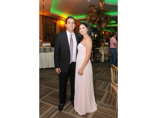 Alfredo Tovar y Sandra Matute se casan  