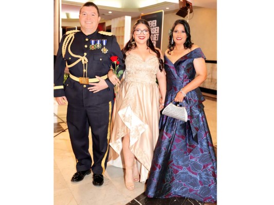 Red Carpet: Prom de los Seniors 2019 de La Estancia School