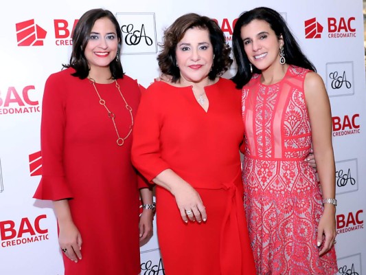 Valeria Ríos, Marcela Melara y Marcela Zacapa