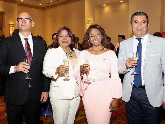 Celebración de los 174 años de independencia de la República Dominicana