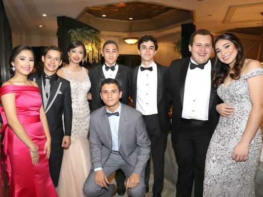 Fiesta de graduación del Centro Escolar Antares y Aldebarán