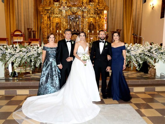 La boda de Mónica Aguirre y Daniel Parras