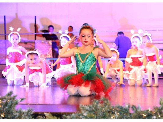 Escuela D'Arte presenta Christmas Magic