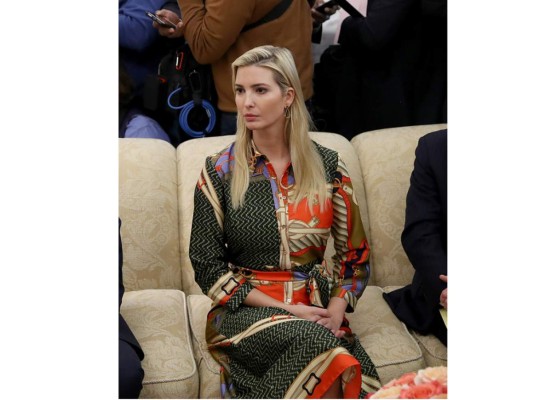 Resaltar intelectual Contradicción Ivanka Trump luce un vestido de la temporada pasada de Zara