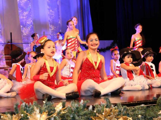 Escuela D'Arte presenta Christmas Magic