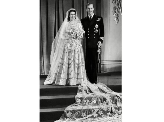 El 20 de noviembre de 1947 contrajo matrimonio con el príncipe Felipe.