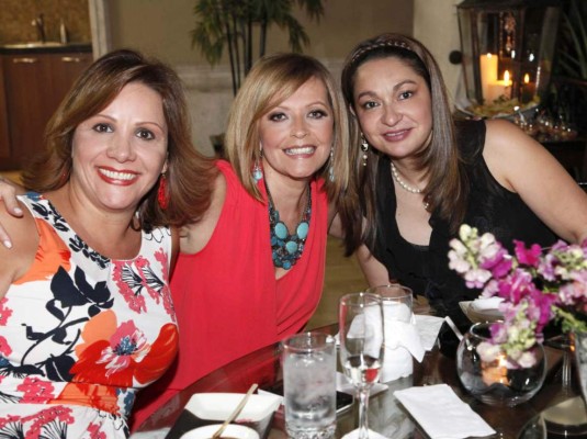 Happy birthday Brenda Rodríguez