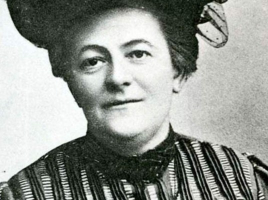 Mes de marzo<br/>Cuando se celebró la conferencia internacional de Copenhague, la alemana Clara Zetkin sugirió la idea de conmemorar en el mes de marzo el día de la mujer a nivel mundial y fue aprobada por unanimidad. <br/>