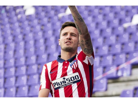 Saúl Ñiguez, el centrocampista del Club Atlético de Madrid, con 26 años roba la mirada y portadas a nivel mundial por su extrovertida figura.