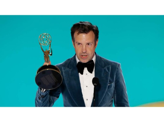 Jason Sudeikis - Actor principal en una serie de comedia.