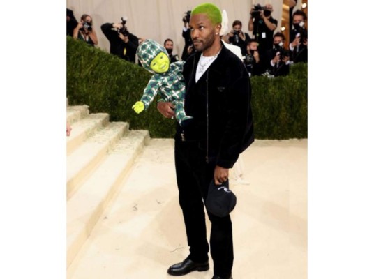 Frank Ocean, Prada.