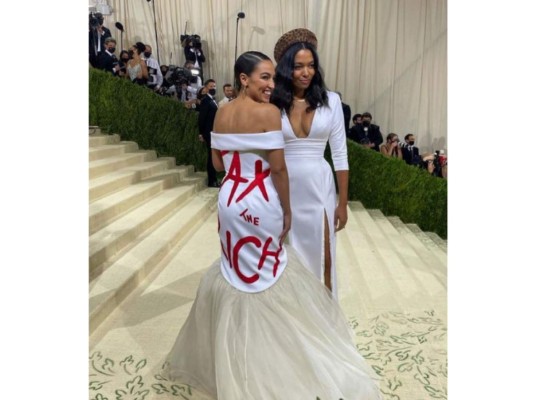 Los peores looks de la Met Gala 2021