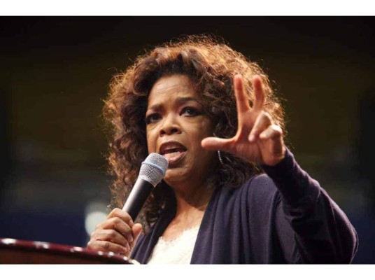 Oprah<br/>Son 25.3 millones de euros los que pasarían a los perros de la presentadora luego de su muerte.<br/>