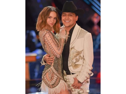 Christian Nodal prepara su traje para su boda con Belinda