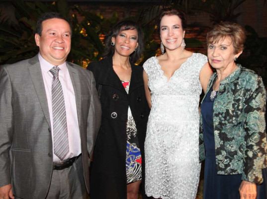 La boda de Betsabé Chong y Gerardo Oliva