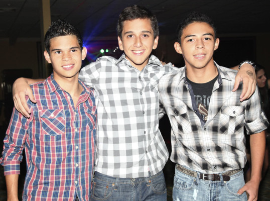 Alegre despedida para los seniors de la Elvel School