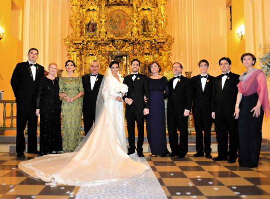 La boda de Atenas Hernández y Juan Merino