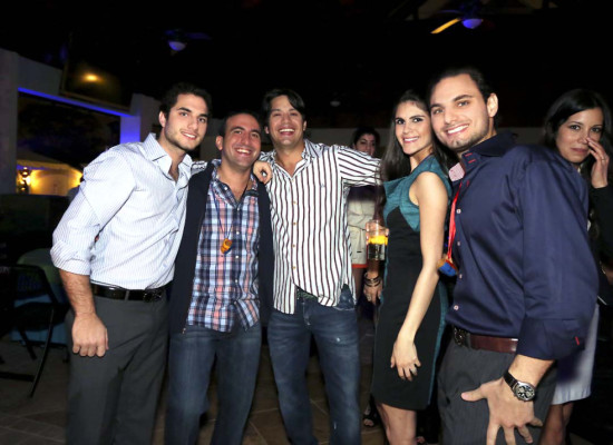 Fiesta para Natalie Pagels y Tavi Canahuati