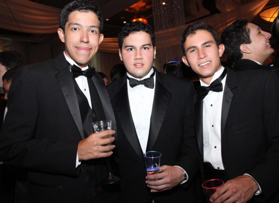 La prom de la Escuela Americana