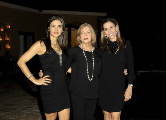 Happy bday Mónica Piechottka