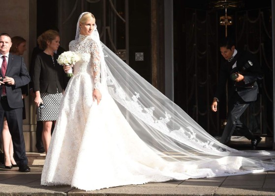 Valentino viste a Nicky Hilton en el día de su boda  