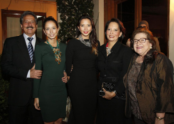 Merecido reconocimiento para Ana María Durón