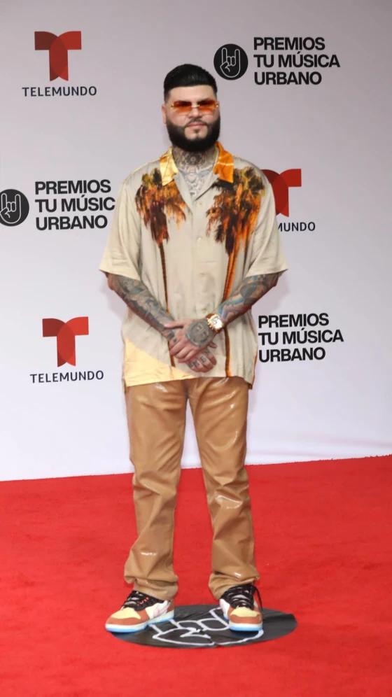 La alfombra roja de los Premios Tu Música Urbano 2022