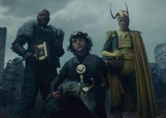 Muchos Lokis<br/> Kid-Loki, Loki Presidente, Thor-Loki, Loki Clásico... ¡Hasta Kroki, la versión reptiliana del icónico personaje! ¿Qué otra razón hace falta?<br/>